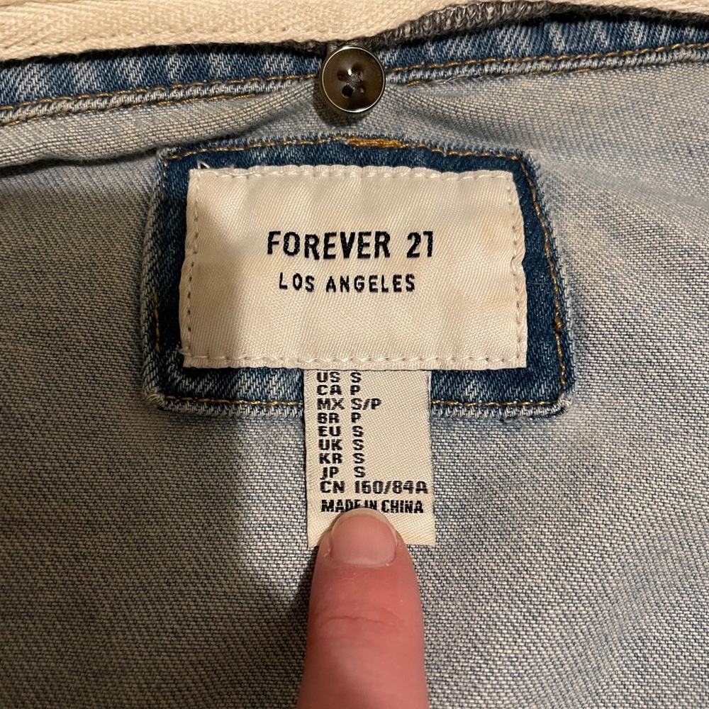 Jean jacket - Picture 3 of 3